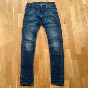 Ralph Lauren jeans  - Säljer dessa snygga Ralph Lauren Jeans i storlek 30/32. Jeansen är i riktigt bra skick, hör av dig vid frågor!
