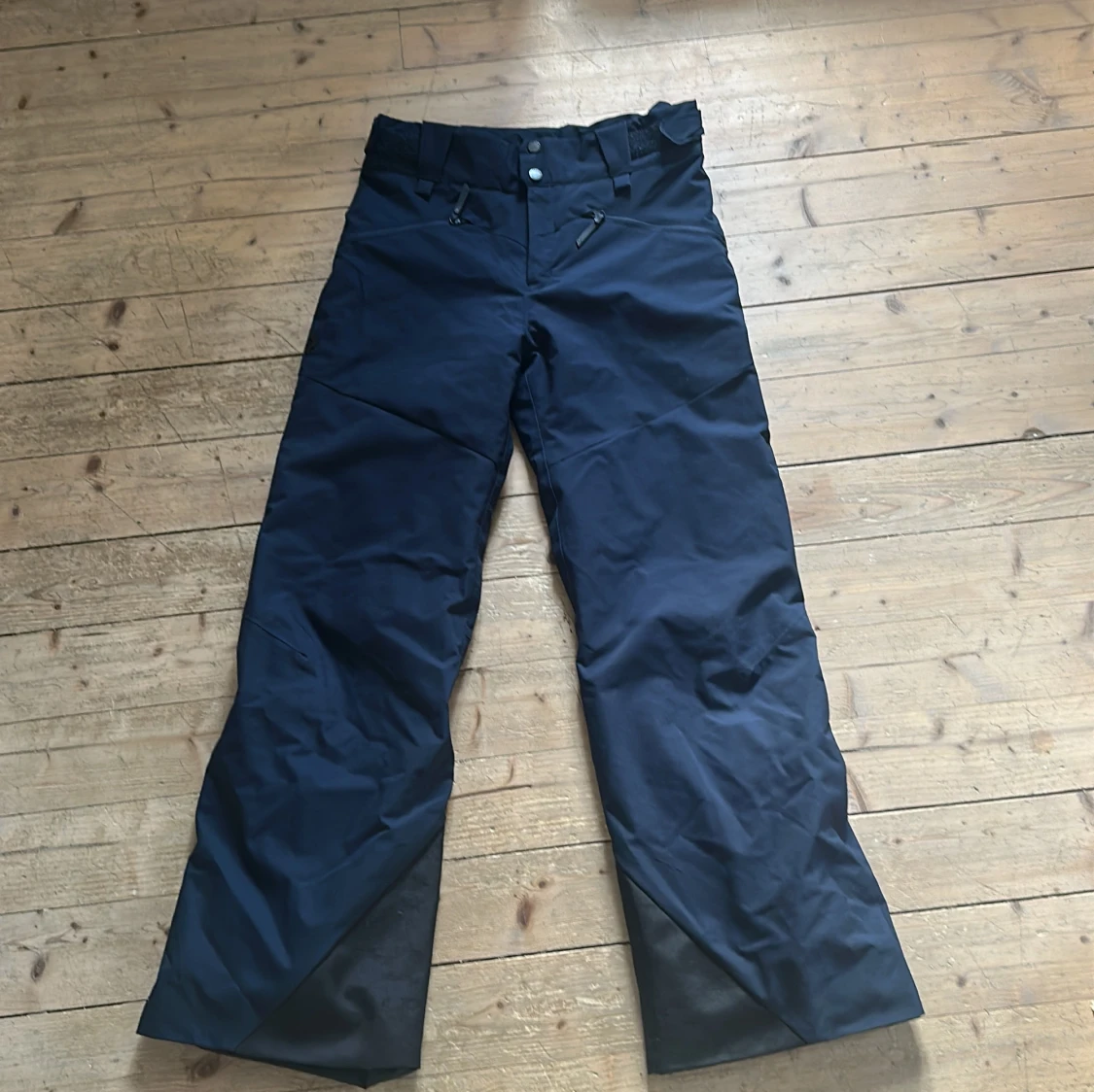 Mörkblå täckbyxor Peak Performance