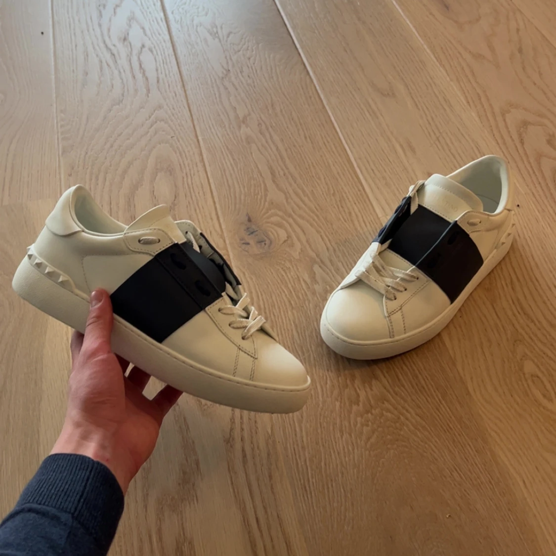 Valentino Open strl 41-42 marinblå - 2