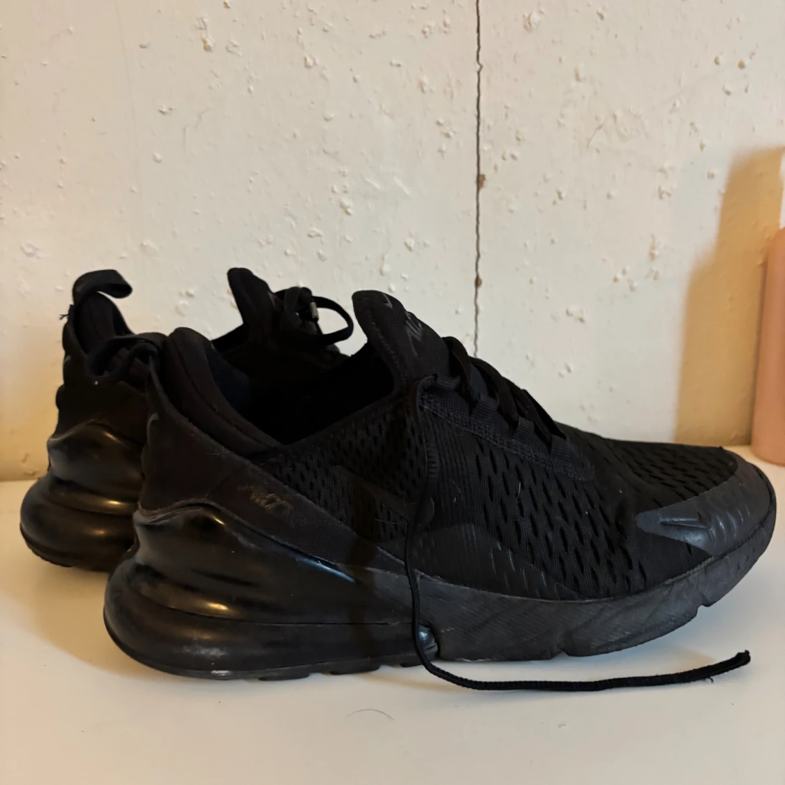 Svarta Nike Air Max 270 sneakers - 2