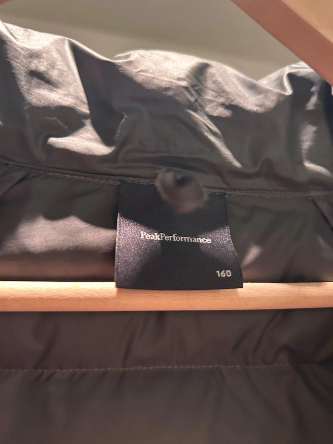 Mörkgrön pufferjacka Peak Performance - 3