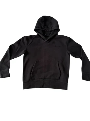 Sail racing hoodie - Säljer denna fina hoodie från sailracing i bra pris. Storlek 170-15år. Tröjan är i fint skick. Hör av er!