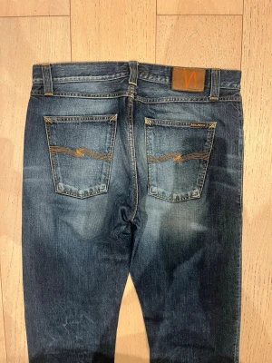Nudie jeans  - 9/10 | baggy fit | lapparna inuti är borta 