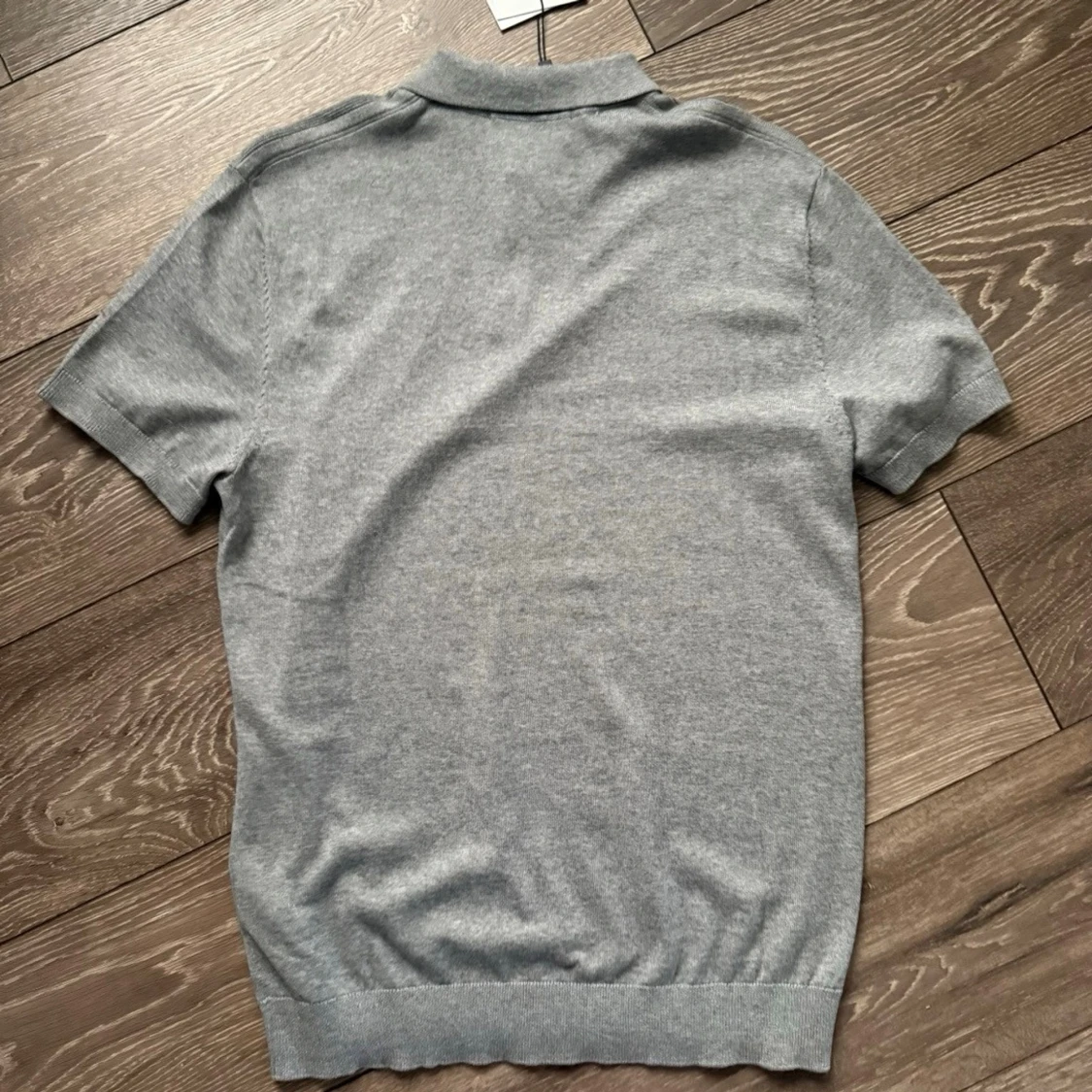 Grå polotopp från Selected Homme - 1