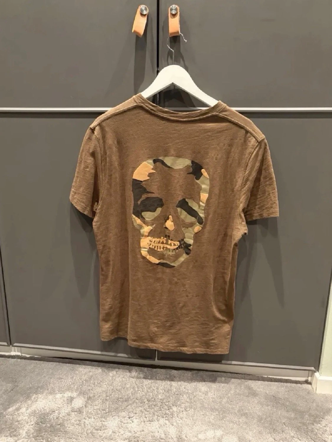 Brun t-shirt med camo dödskalle Zadig & Voltaire