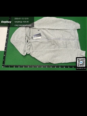 Helt ny polo tröja  - Jag vill inte ha den har byt still tog aldrig på mig den