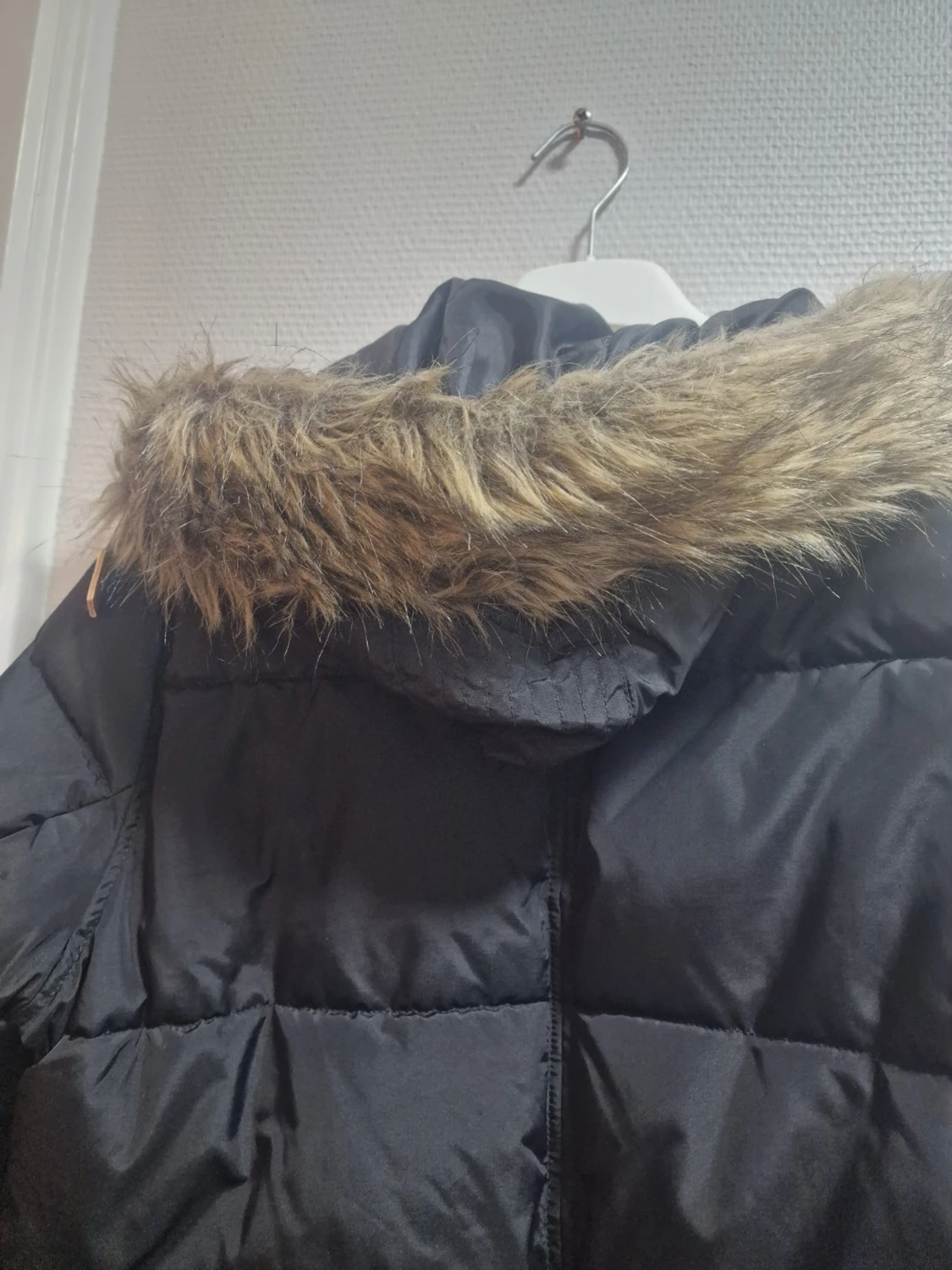 Svart pufferjacka från Etirel - 2