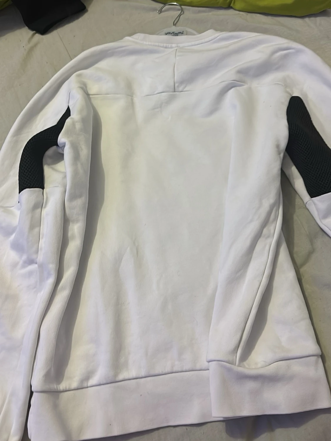 Vit sweatshirt från EA7 Emporio Armani - 1