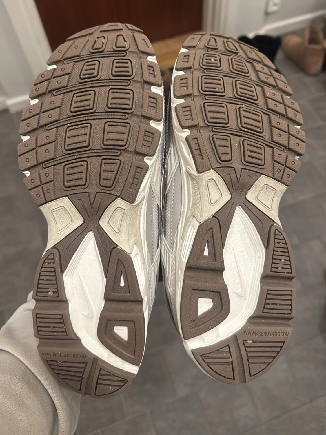 Nike Zoom Vomero 5 sneakers silver/vit/brun - 2