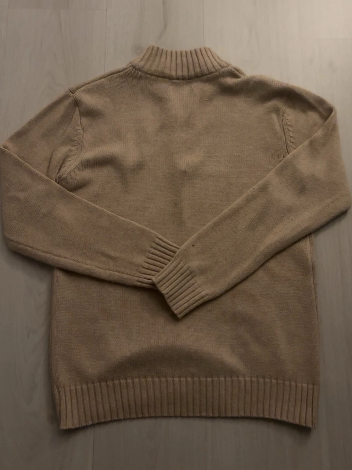 Beige stickad tröja med half zip - 2