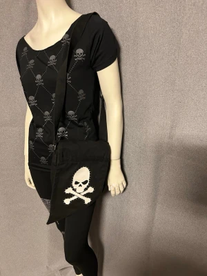 Väska i bomullscanvas - Helt ny väska i bomullscanvas.