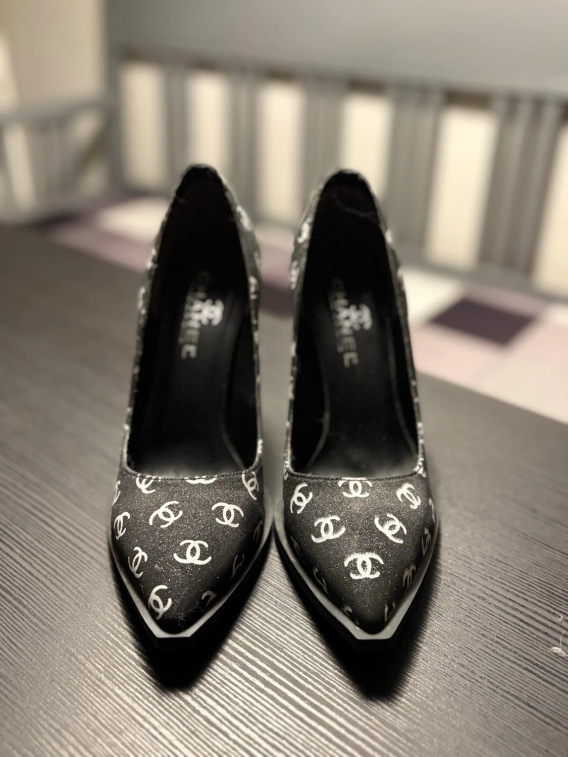 Klackskor med mönster - 1