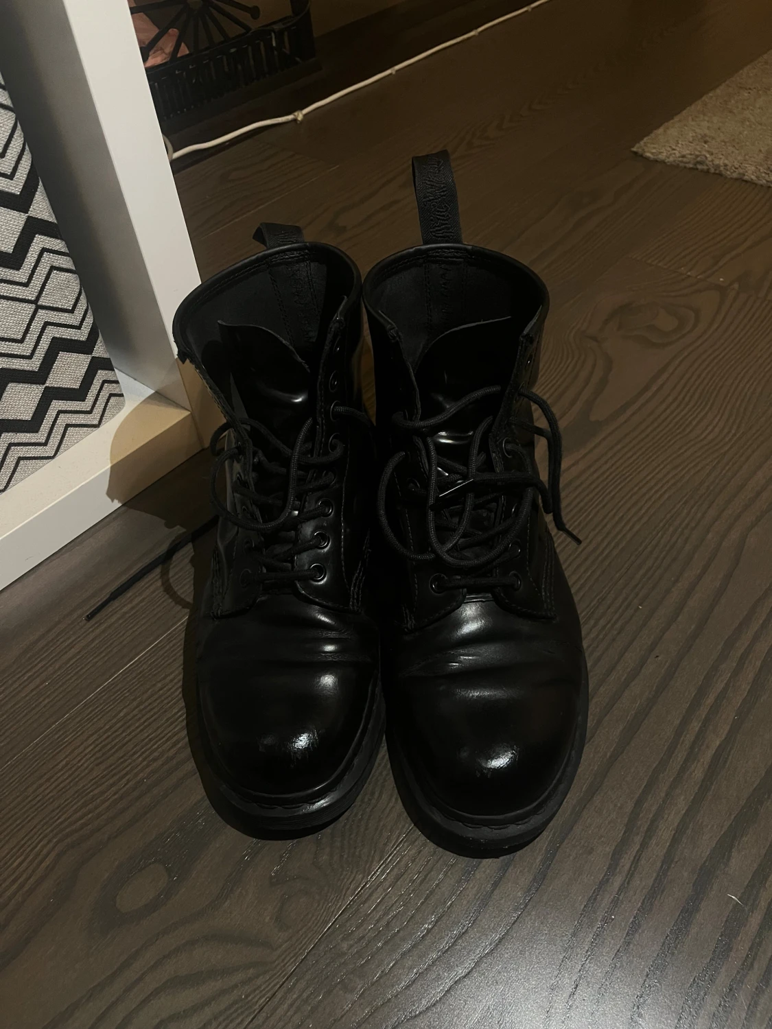 Svarta kängor Dr. Martens - 3