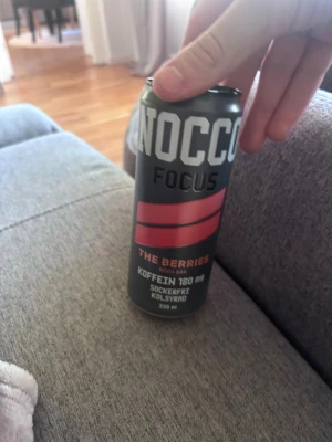 Nocco the bajs smak - Riktigt vidrig smak (smakar katt spya med bajs) får typ 6-7 poäng av 61 det är lite mindre än halva kvar (den smakar bajs) möt mig i Clash o vin så får du den grattis du kan även få lite tabasco på köpet