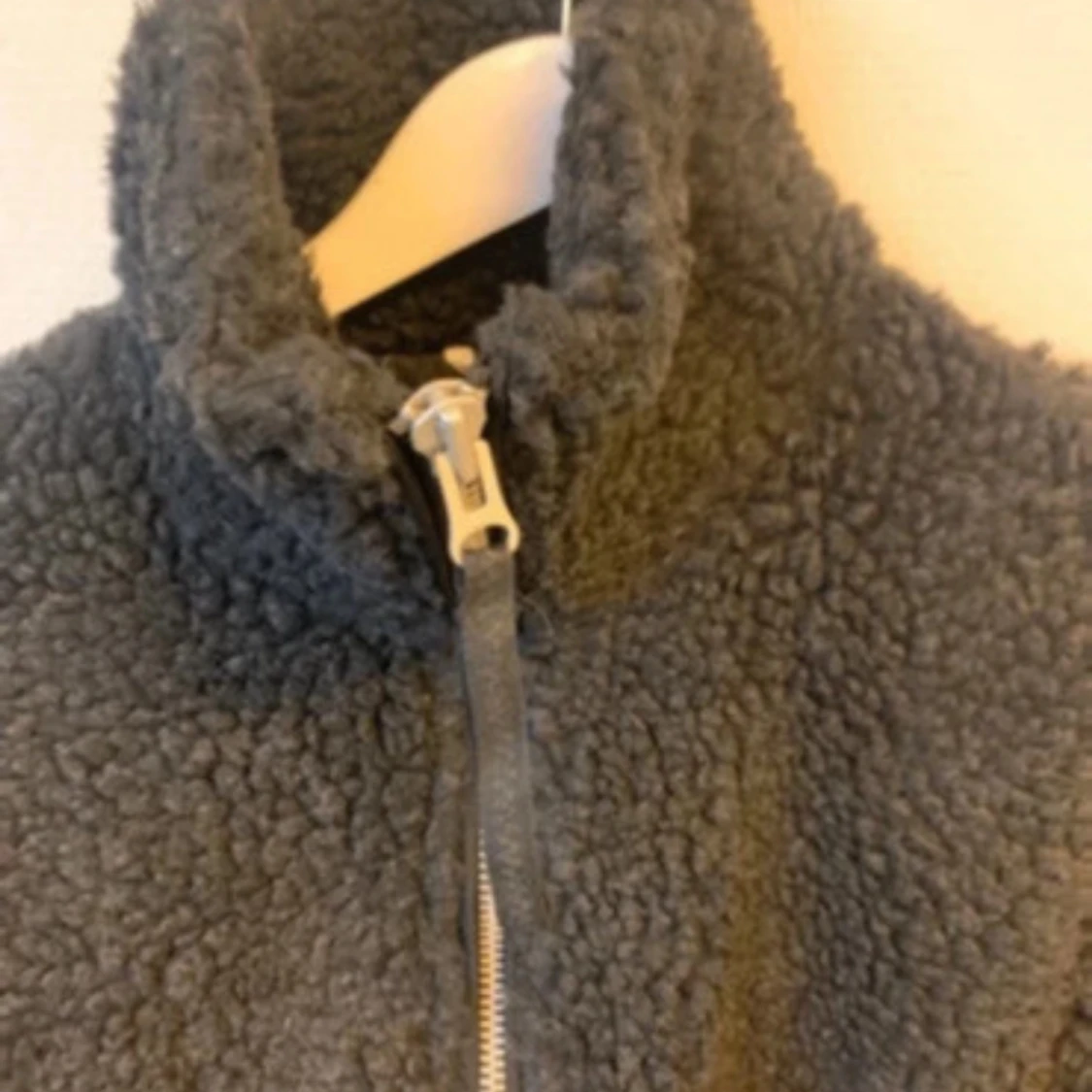 Mörkgrå teddyjacka från Björn Borg - 4