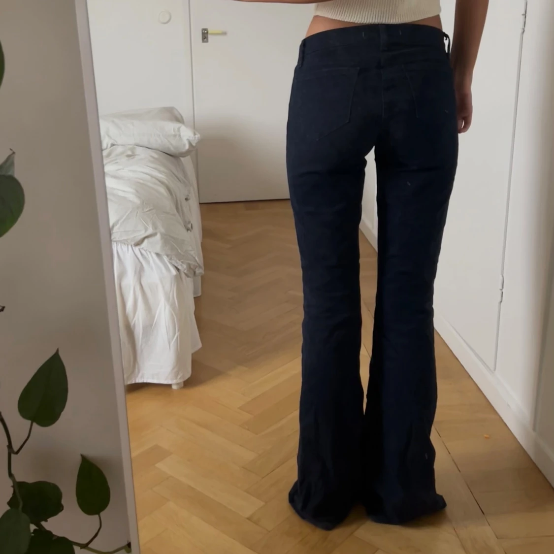 Mörkblå bootcut byxor - 2