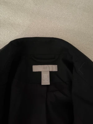 Kavaj  - Fin svart kavaj använd en gång