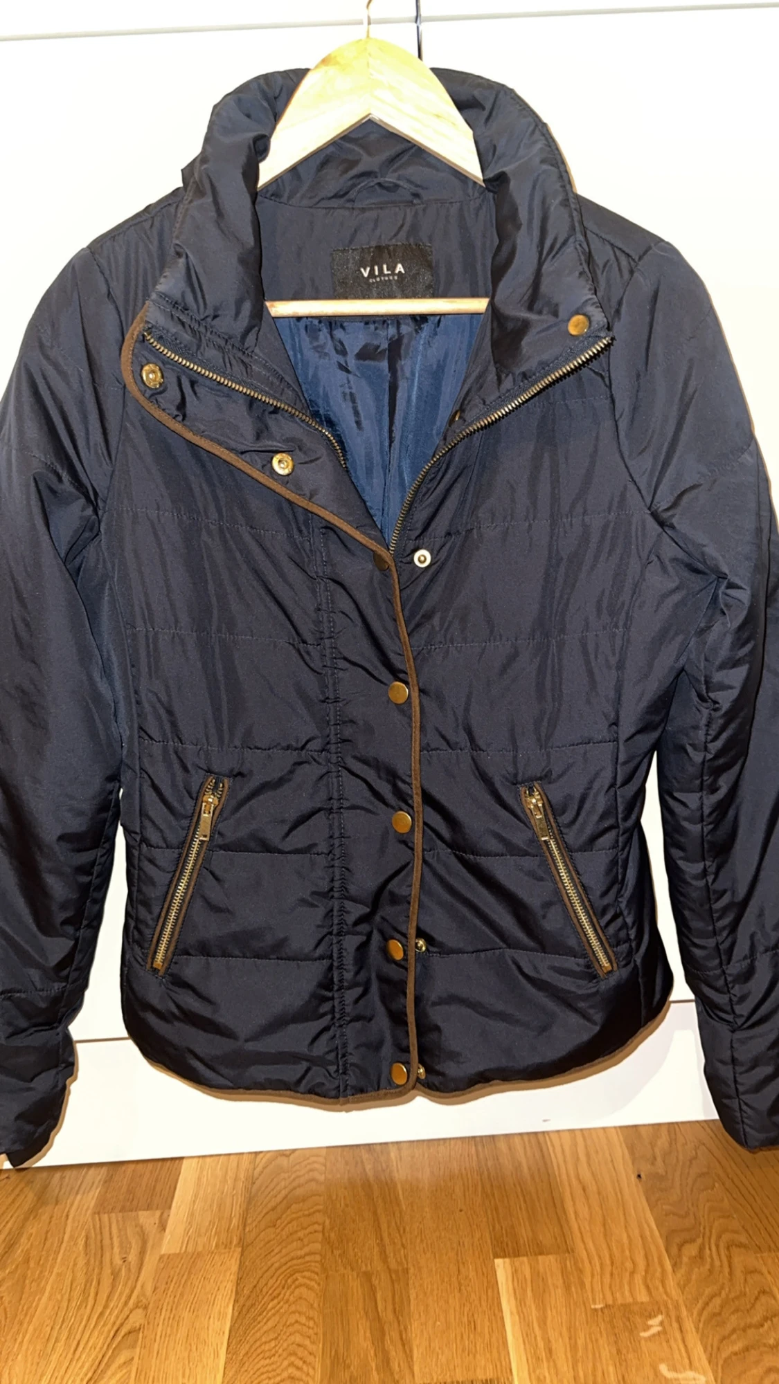Snygg jacka från Vila blå - storlek S
