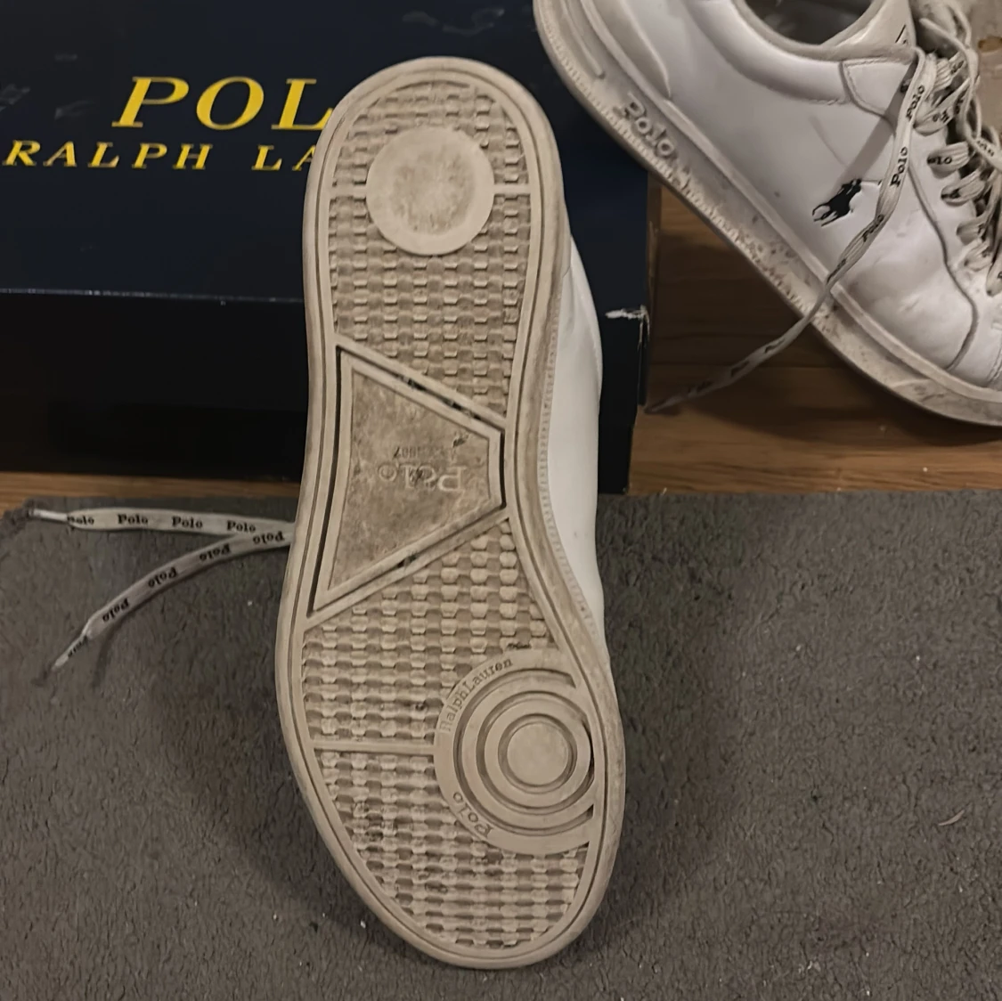 Vita sneakers från Polo Ralph Lauren - 1