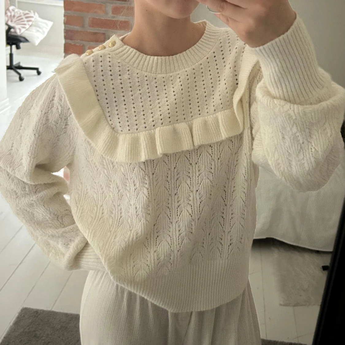 Stickad tröja