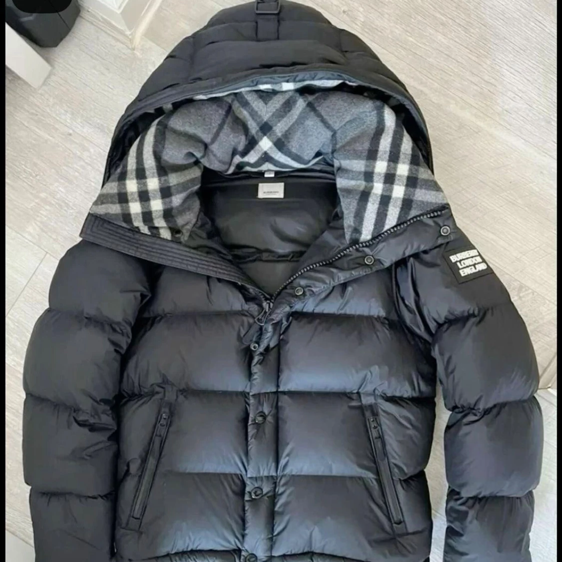 Burberry Puffer jacka - M