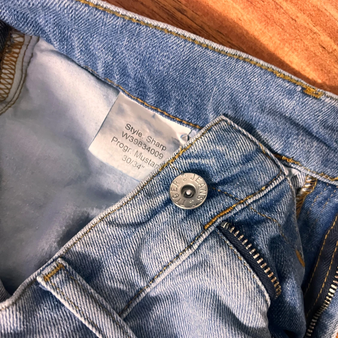 Ljusblå skinny jeans från T/J - 4