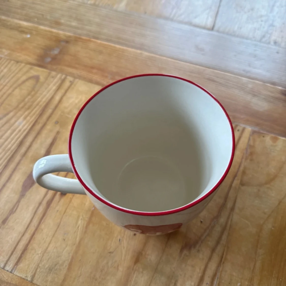 Vit stor XL kopp med två söta röda elefanter på vadere sida - 1