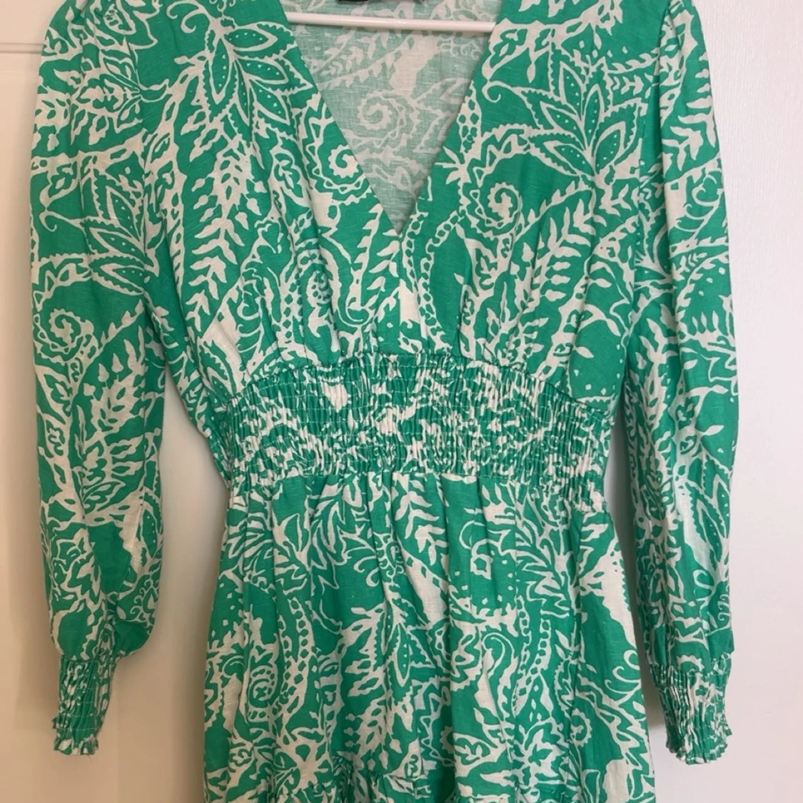 Mönstrad klänning - 1