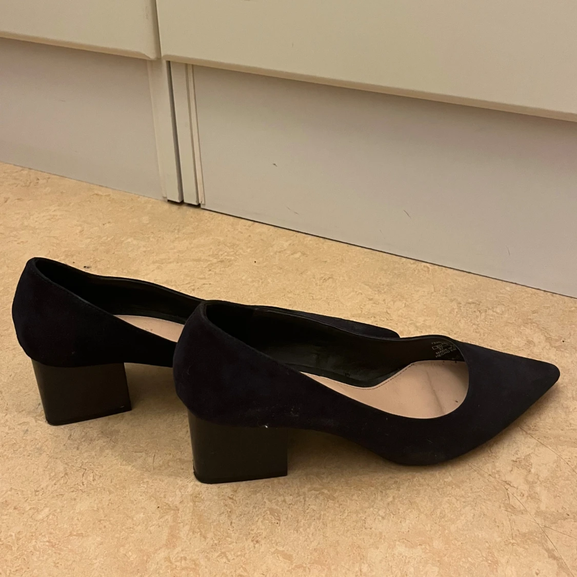 Svarta mockapumps från Zara - 1
