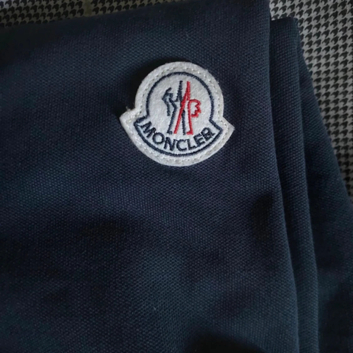 Mörkblå Moncler pikétröja - 1