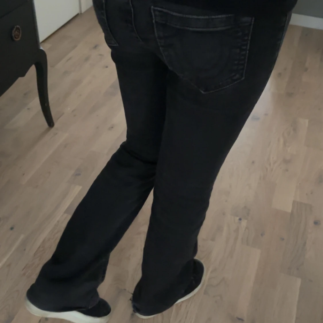 true religion svart - 3