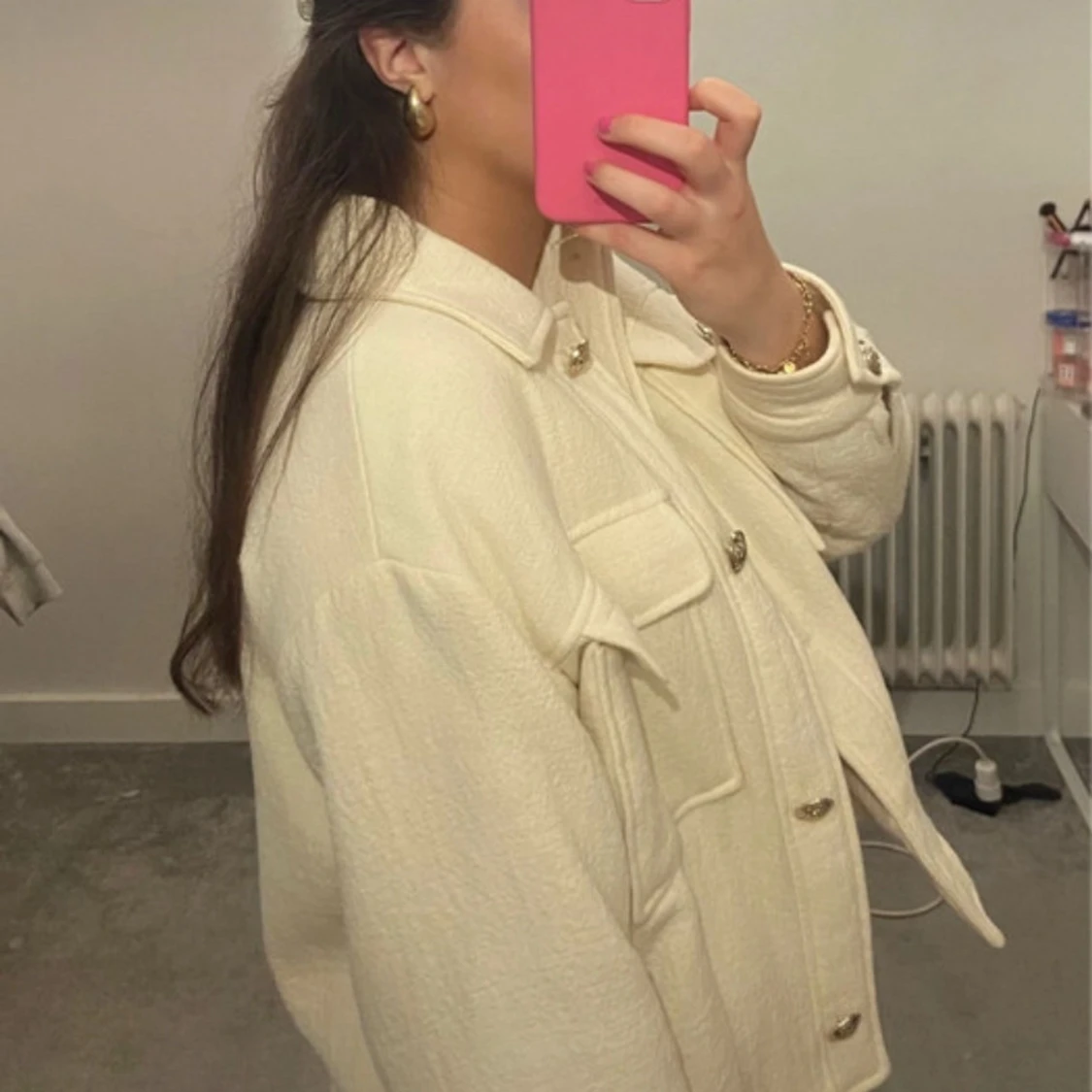 Oversized vit overshirt med fickor - 1