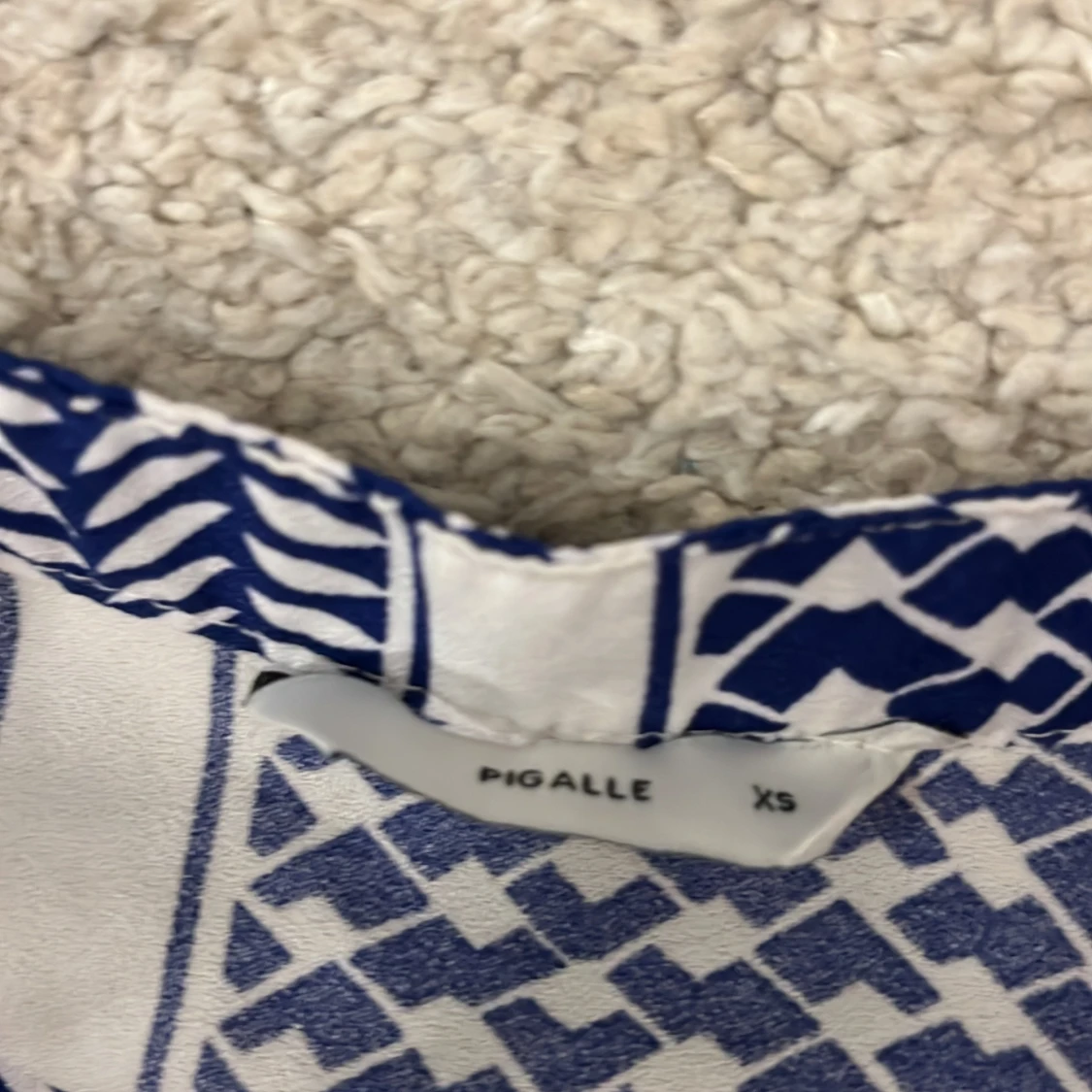 Blåvit mönstrad kortklänning Pigalle XS - 1