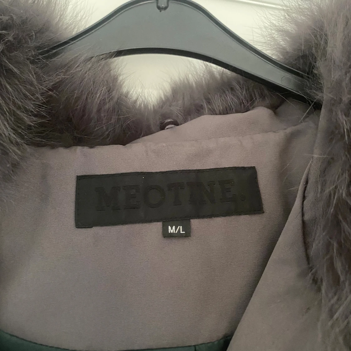 Grå jacka med päls från Meotine - 1