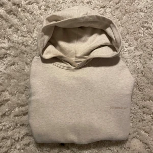 Beige Hoodie - Beige hoodie ifrån Jack & Jones i storlek S, 149kr prutat å klart! 🙌🏻
