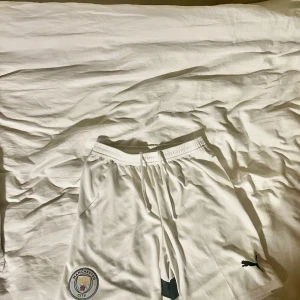 Manchester City shorts från Puma - Manchester city shorts.