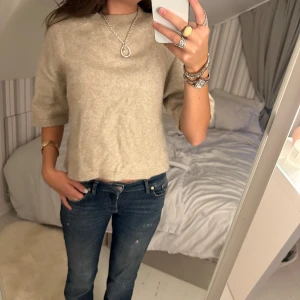 Trekvartsärmad tröja - Trekvartsärmad tröja från &otherstories