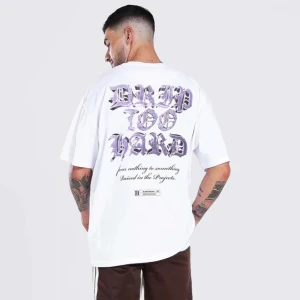 Drip too hard t- shirt - från new yorker mans avdelningen, storlek S, 2 år gammal men fortfarande i gott skick, 100kr, ganska oversized för att vara storlek S