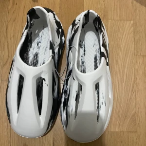 Yeezy foam runners - Brand new and never worn.