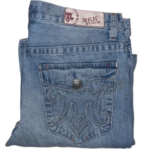 Mek denim jeans - Bootcut Mek Denim jeans. W36 [Ytterbenslängd ] [Innerbenslängd ] [Midja ] [Benöppning ]