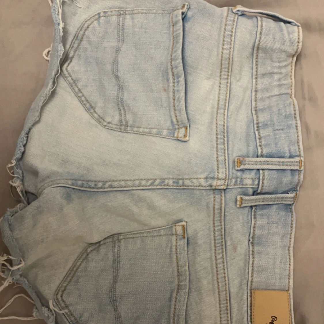 Ljusblå jeansshorts - 2