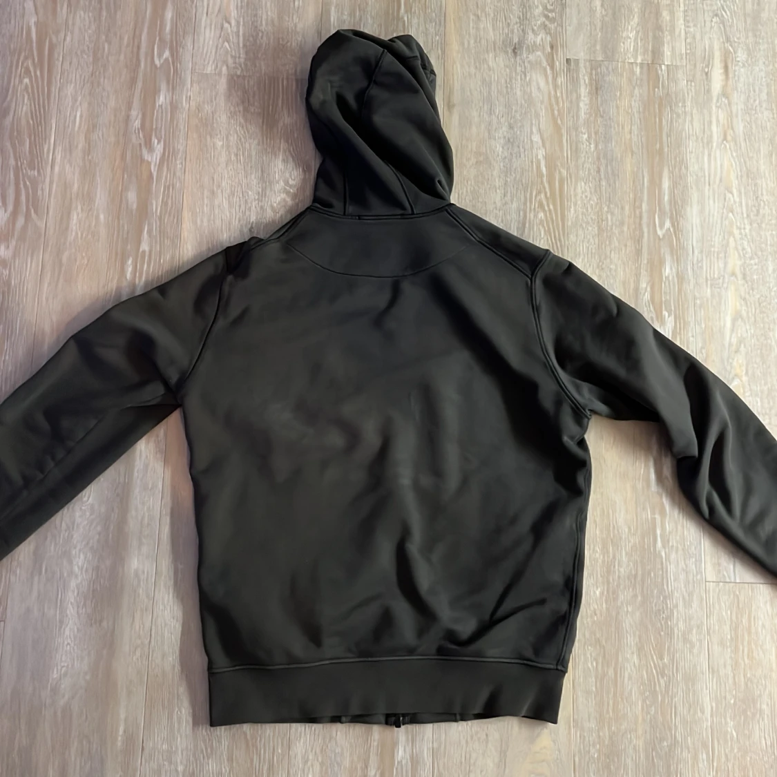 Svart hoodie från Stone Island - 90