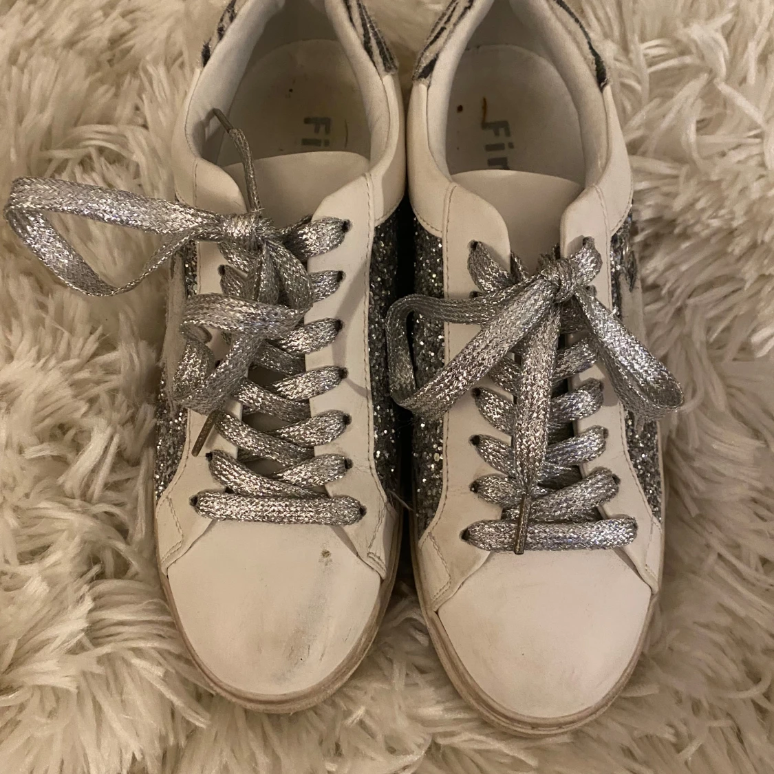 unika glittriga sneakers🫶🏻 - 90