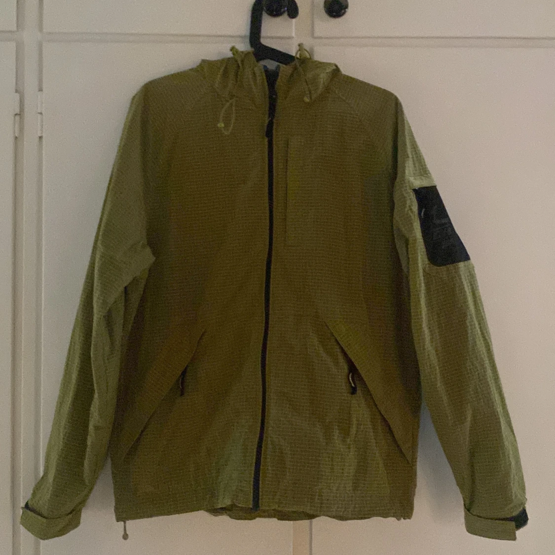 Grön vindjacka från FSBN