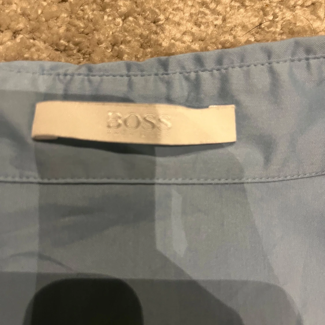 Ljusblå kortärmad blus från Boss - 91