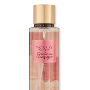 Victoria's Secret Strawberries & Champagne - Fräsch och fruktig doft från Victoria's Secret. Denna parfym har en söt och bubblig doft av jordgubbar och champagne💕Nypris 260 kr😊