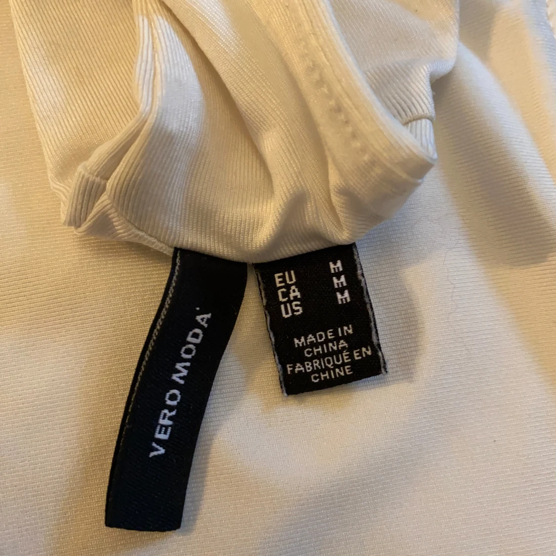 Linne med tjockt axelband - 91