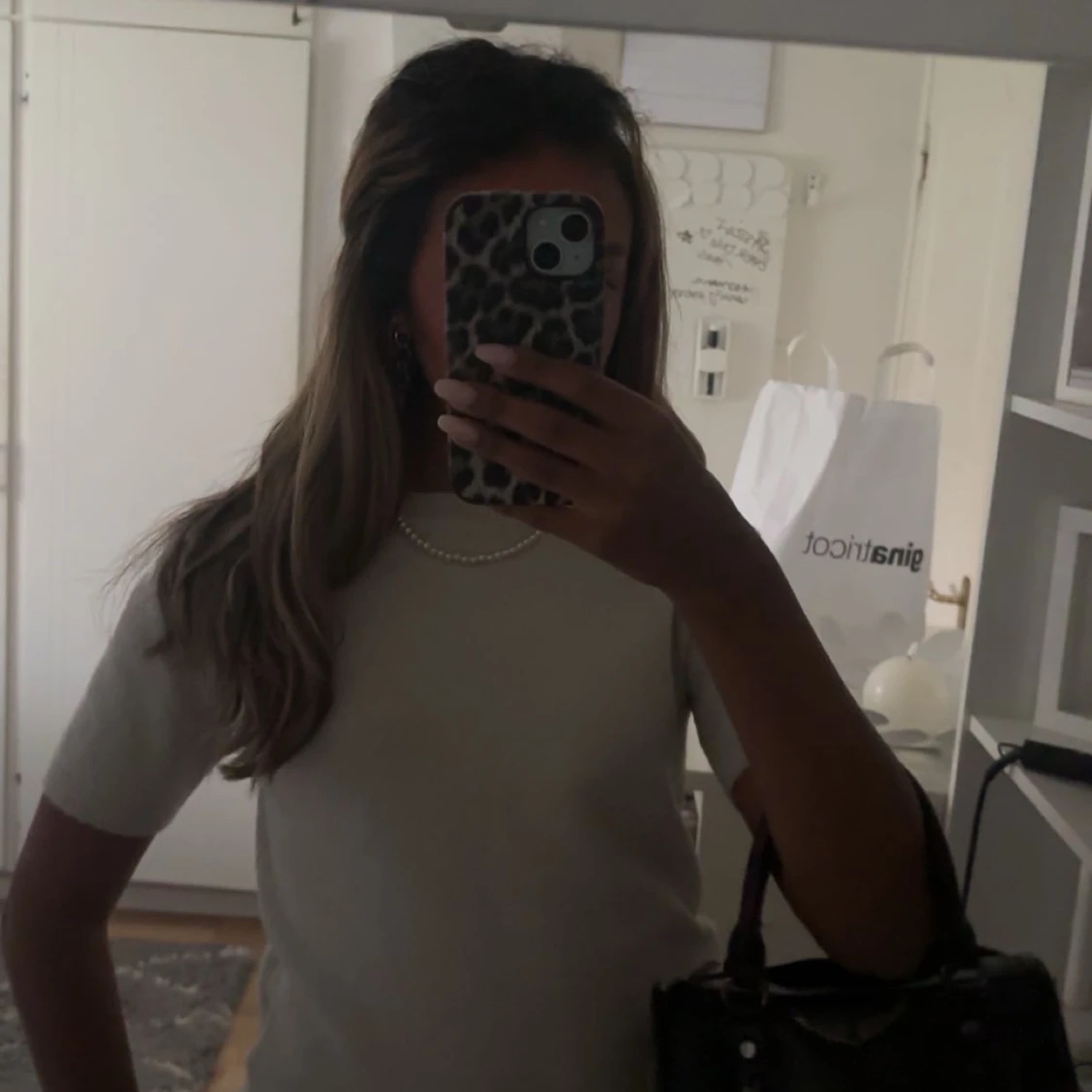 Kortärmad stickad tröja 