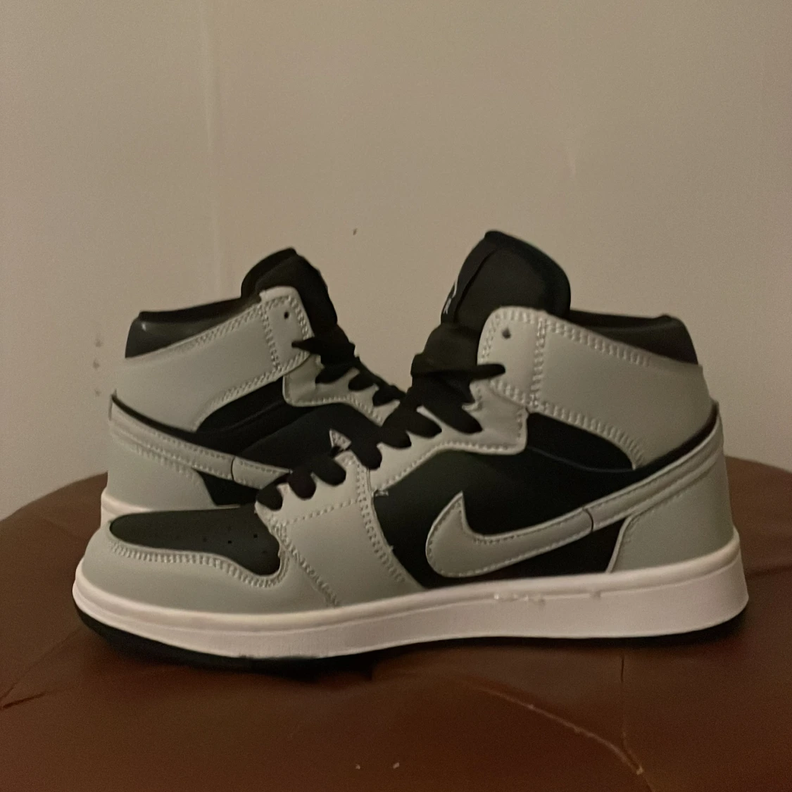 Jordan 1’s grey - 91
