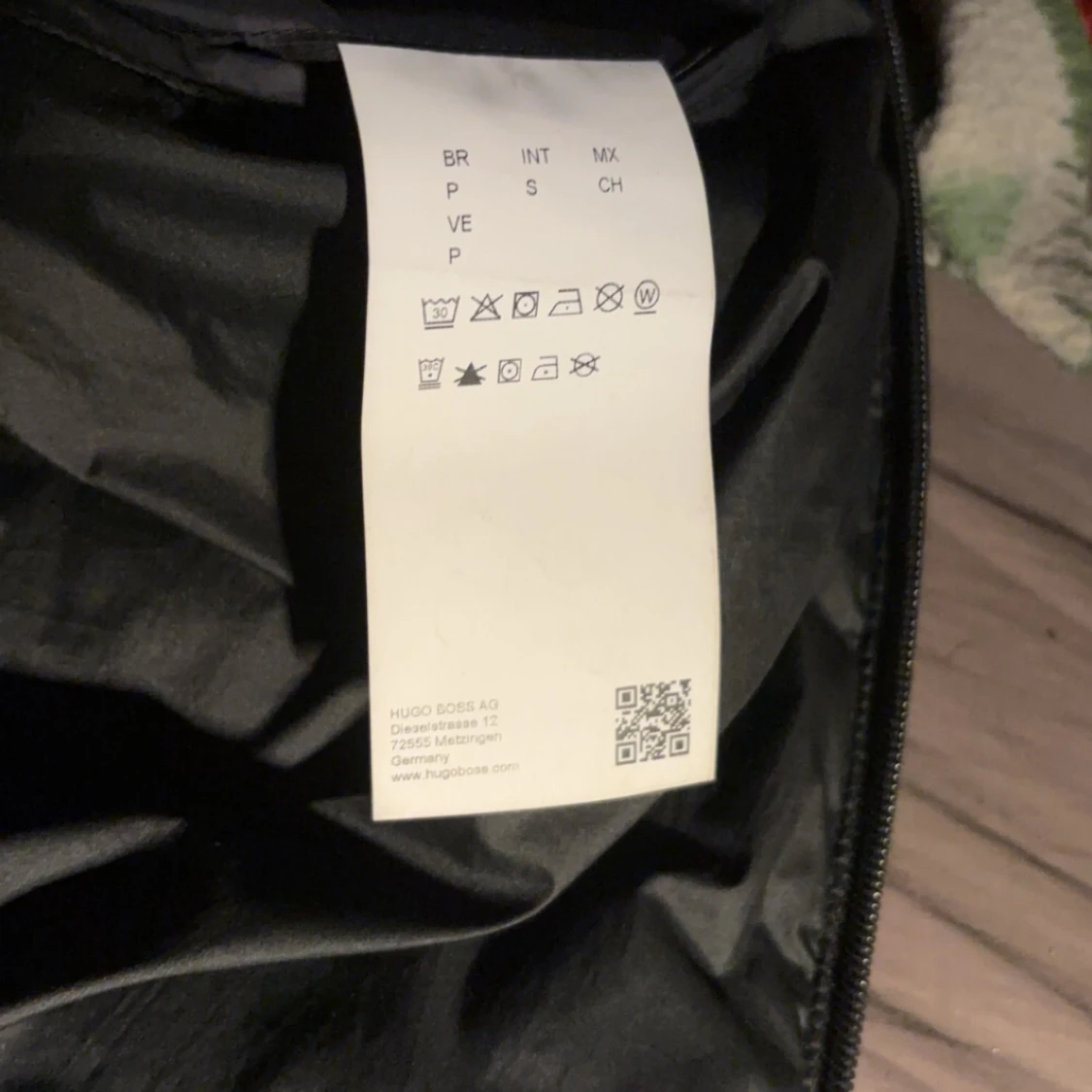 Svart dunväst från Hugo Boss - 93